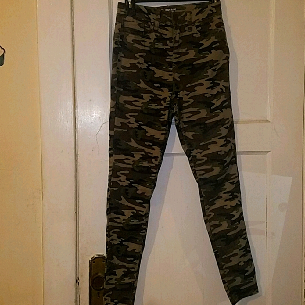 Womens camo jeans